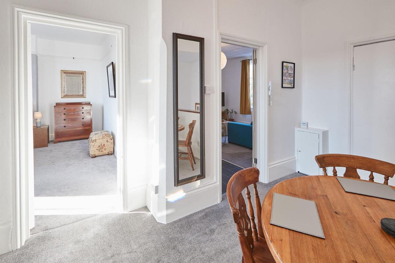 Beautiful Sea View Apartment In St Leonards On Sea Esterno foto